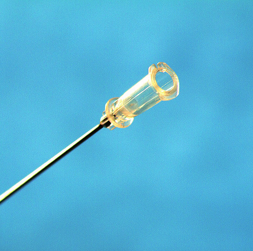 cannula_per_introduzione_filo_guida
